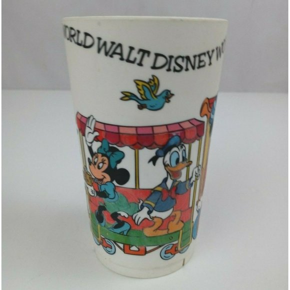 Vintage 1970’s Walt Disney Productions Deka Plastics Inc Disneyland Plastic Cup - Picture 2 of 7